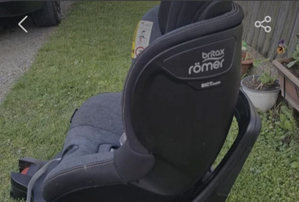 Scaun auto rotativ Britax Romer Dualfix M 61-105cm