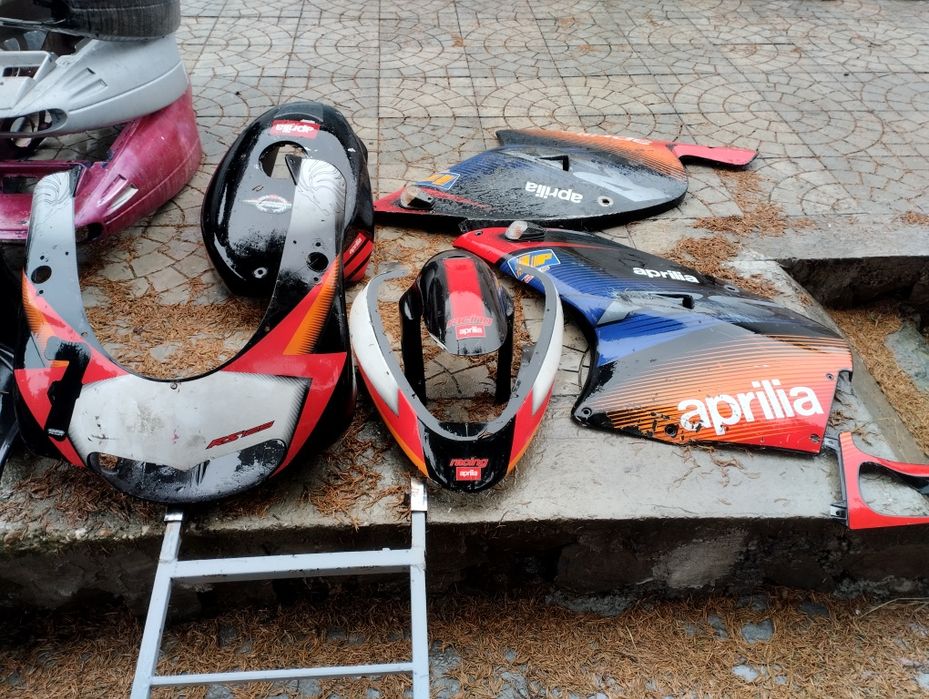 Aprilia RS50 RS125 RS4Cagiva mitoи други