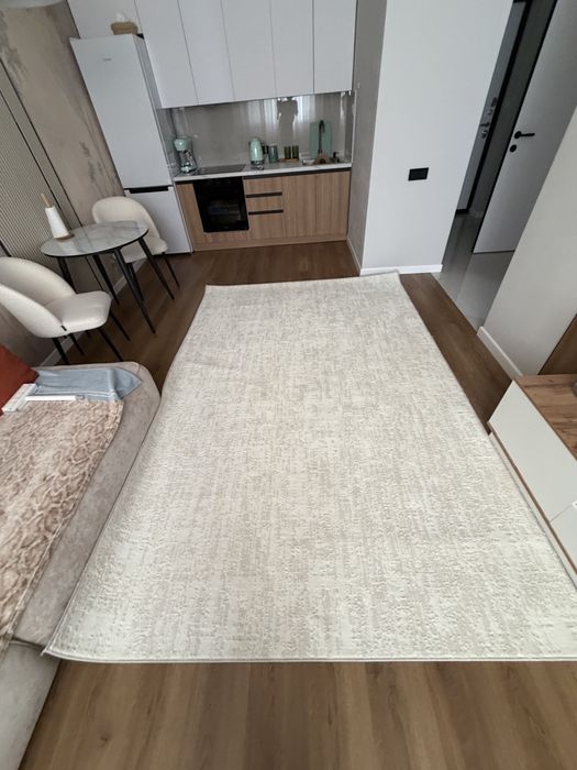 Продам новый ковер 230/150