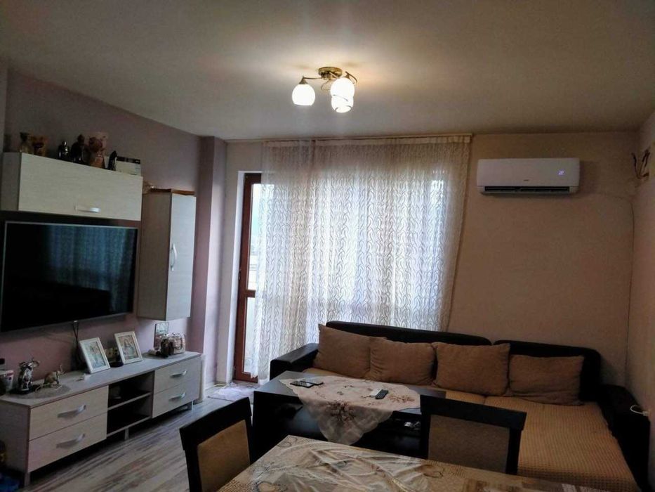 Продава се Тристаен апартамент в Пловдив, Южен - 90 кв.м за 1356 €/кв.м - Снимка #3