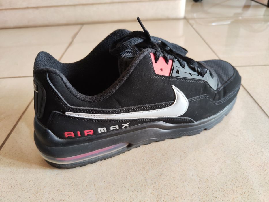 Обувки NIKE AIR MAX LTD 3