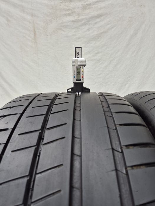 2бр 285 35 20 летни Michelin 20г