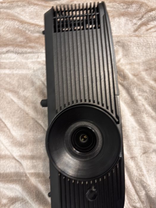 Videoproiector optoma