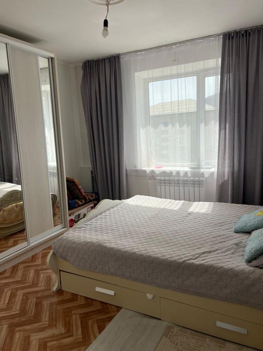 Продам 4-комнатную квартиру