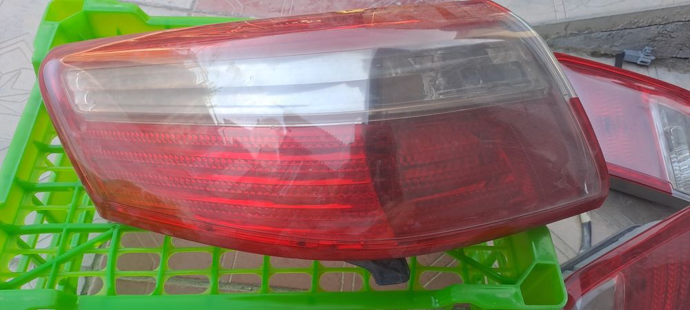 Задние Фары Камри 40