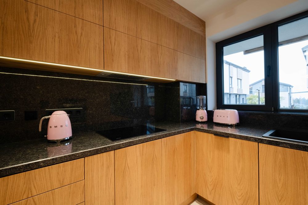 Продава се Къща в София, Център - 460 кв.м за 2453 €/кв.м - Снимка #4