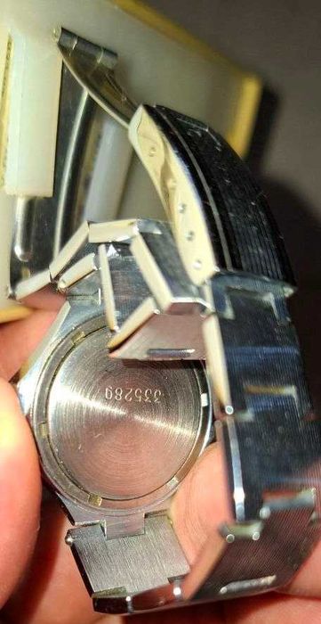 Часы наручные "ЛУЧ"