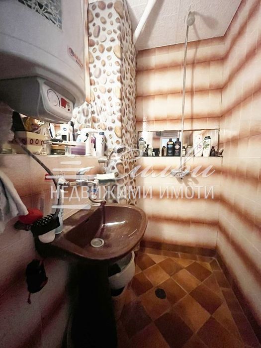 Продава се Тристаен апартамент в Шумен, Тракия - 81 кв.м за 693 €/кв.м - Снимка #10