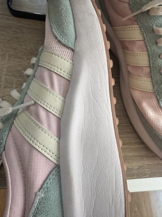 Маратонки Adidas размер 39
