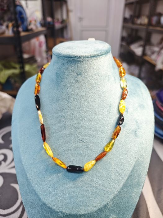 Кехлибар колие гердан