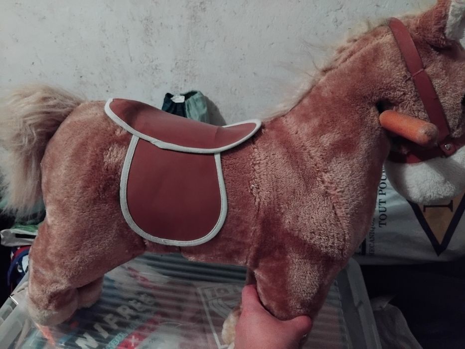 Детска играчка конче