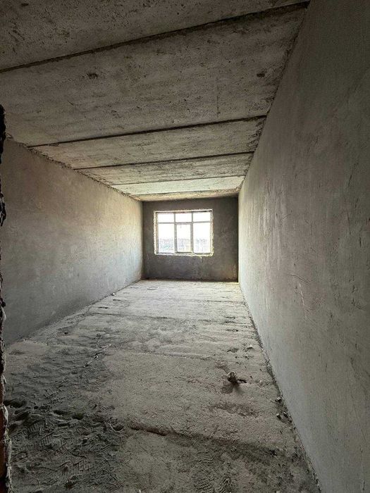 4х комнатная квартира 126кв/м в состоянии коробки, без глухих комнат