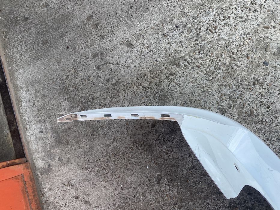 bara spate Audi Q5 8R0807385C 2008-2012
