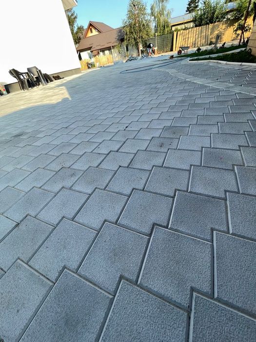 Pavele, dale, borduri pentru gradina. montaj si transport