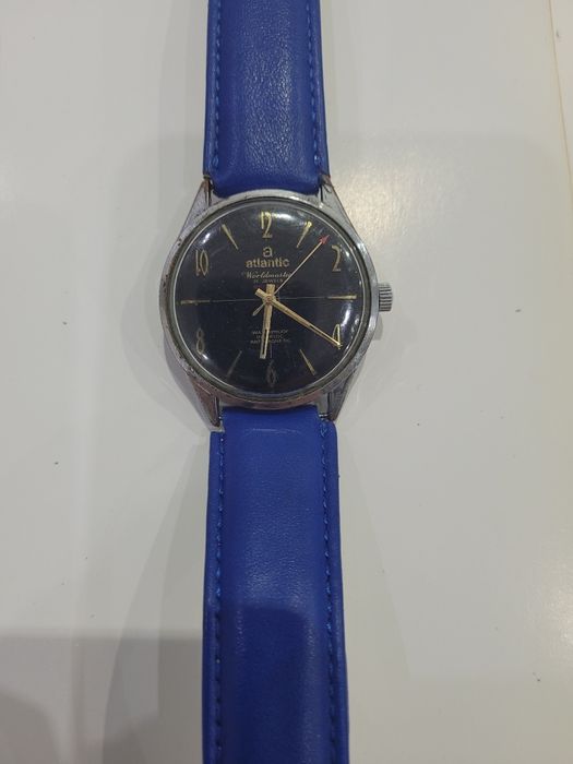 Vand diferite ceasuri mecanice și automatice