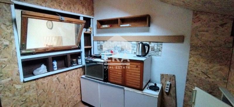 Дава се под наем Етаж от къща в Варна, Център - 80 кв.м за 318.75 € - Снимка #7