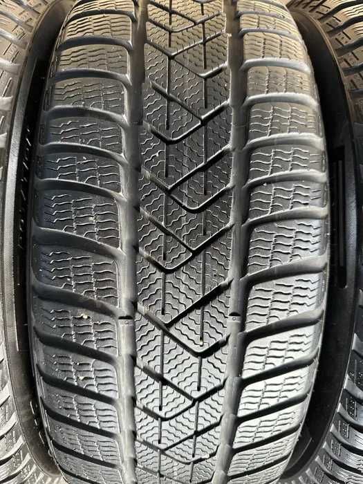 225/50 R18 Pirelli SOTTOZERO 3 Run Flat 2 bucati