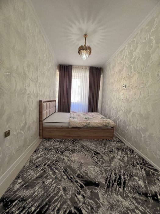 Сдаётся 2-комнатная квартира у метро Беруний