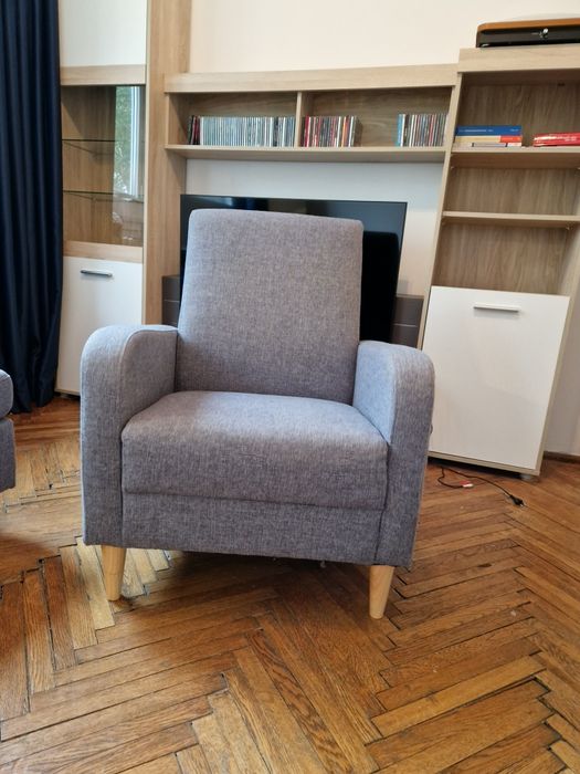 Fotoliu + taburet gri GEDVED Jysk