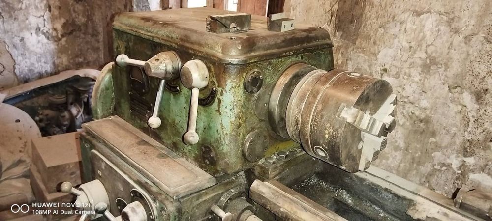 Токарное станок