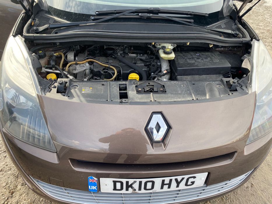 Dezmembrez Renault Scenic 3