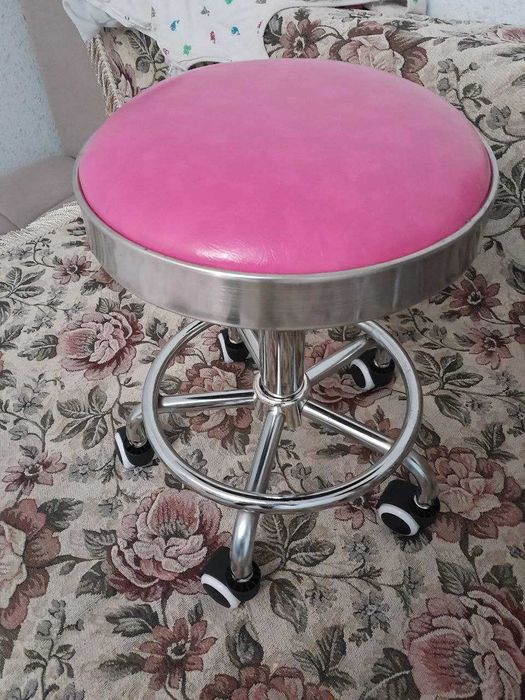 Eshakda juda chiroyli tranny videolar