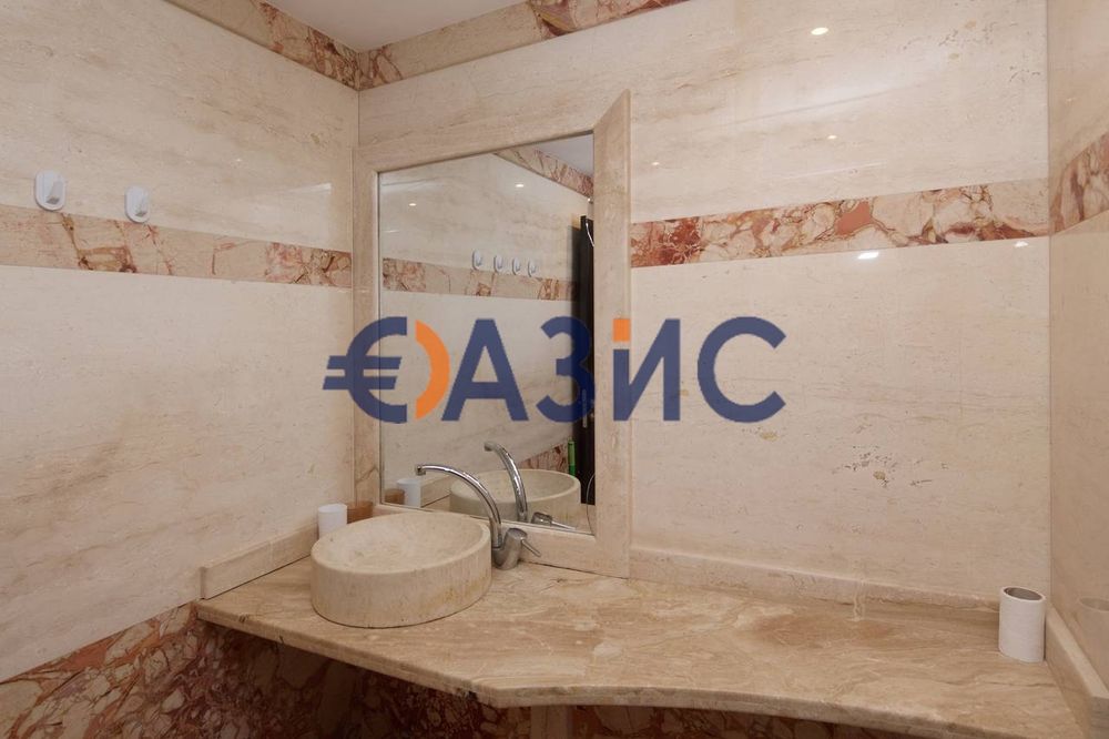 Продава се Тристаен апартамент в к.к. Слънчев бряг - 78 кв.м за 663 €/кв.м - Снимка #2