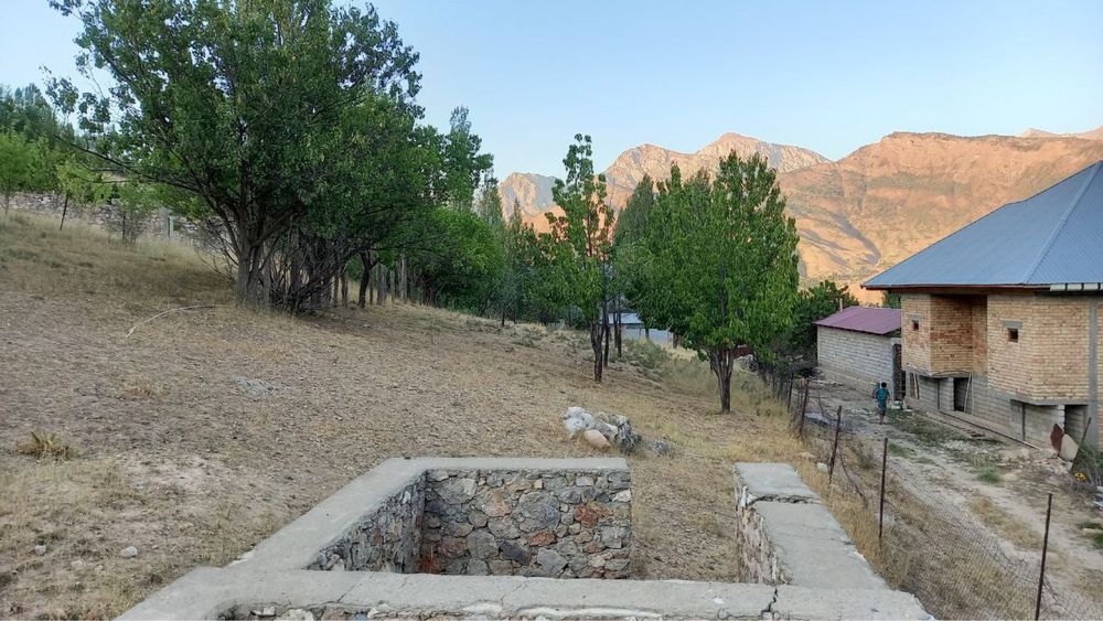 Юсуфхонада дача учун ер сотилади.