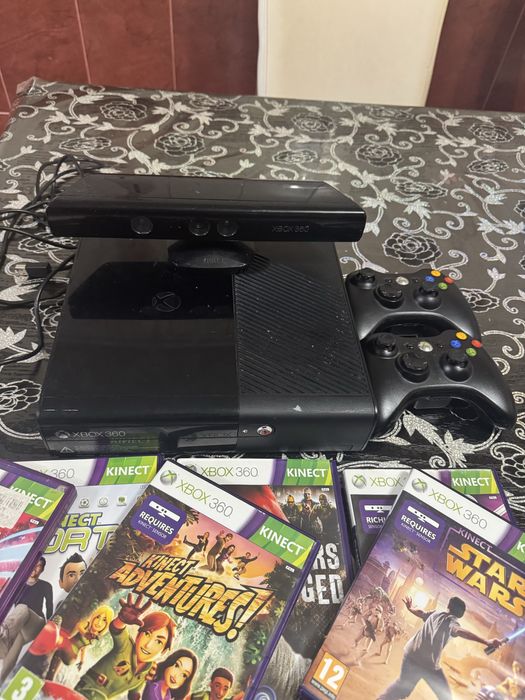 Vand Xbox 360 ! KINECT .