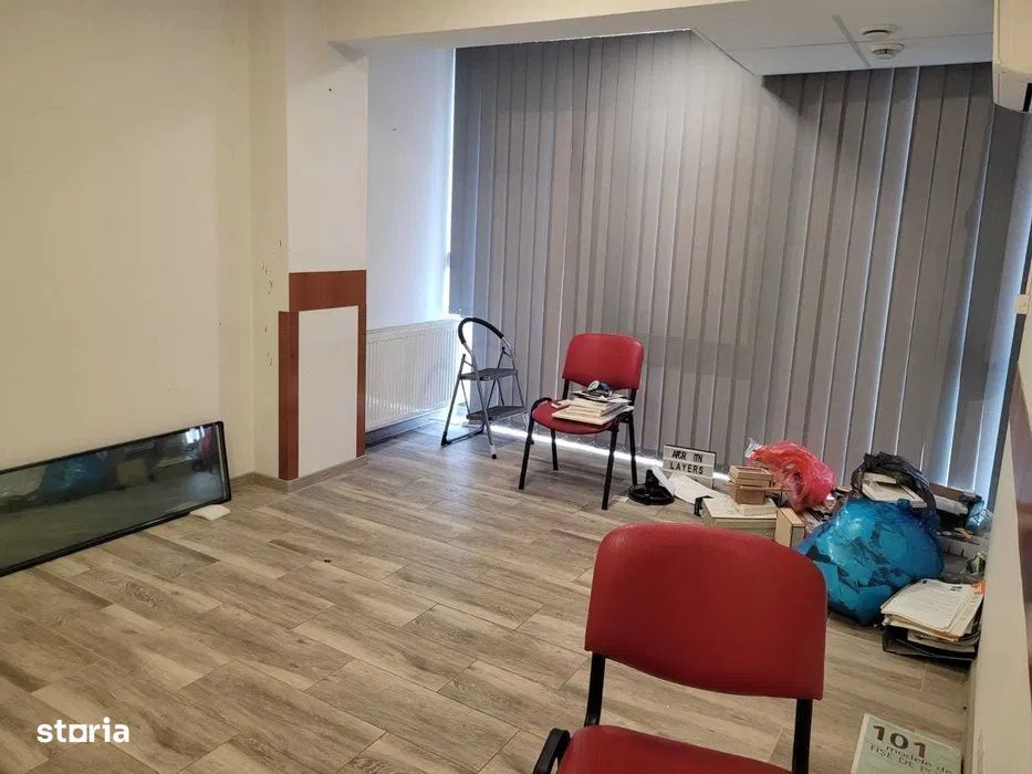 Tudor - Vanzare ap. 3 camere + 2 locuri de parcare - Str. Livezeni