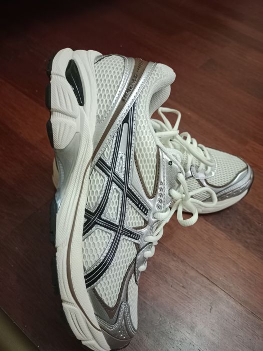 Кроссовки асикс, Asics 39 размер, оригинал с Европы.