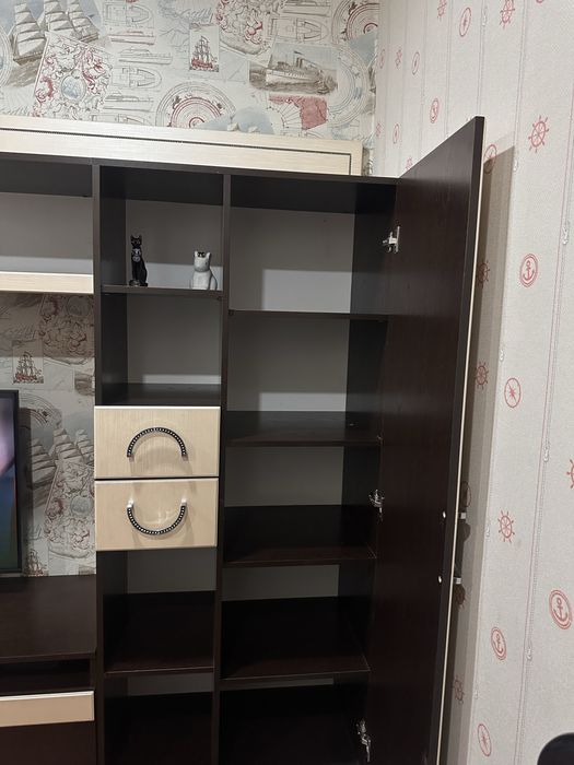 Продается шкаф (стенка)