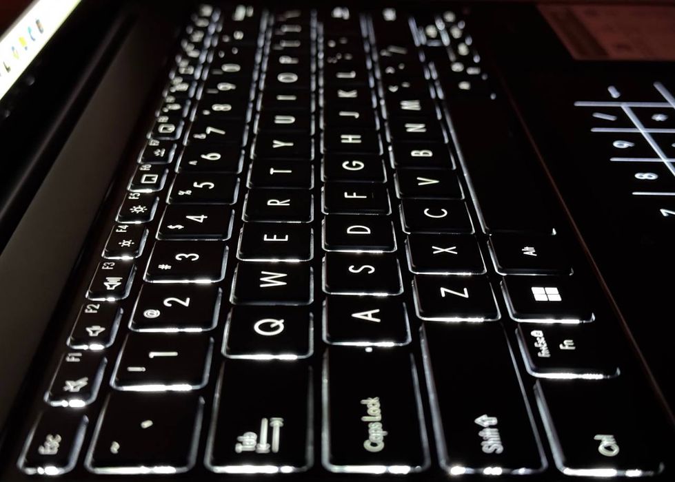 ASUS Zenbook 14X OLED