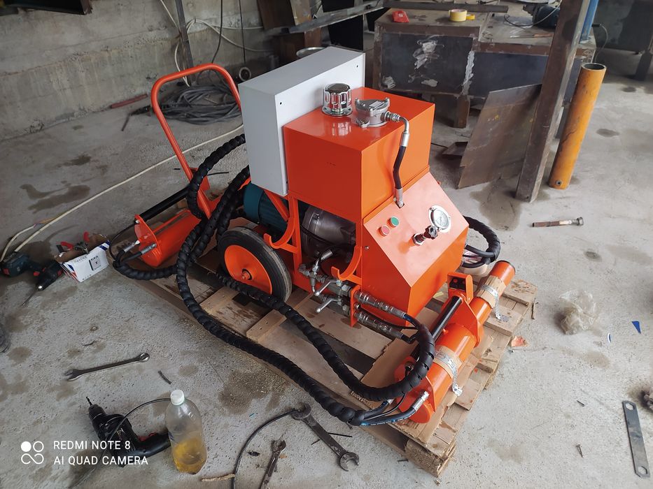 Домкрат для арматура(домкрат нятижной арматура)