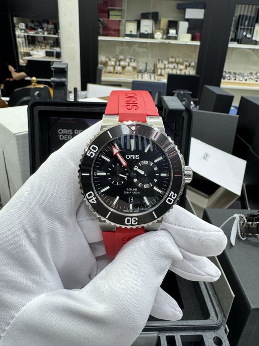 Oris Aquis Titanium