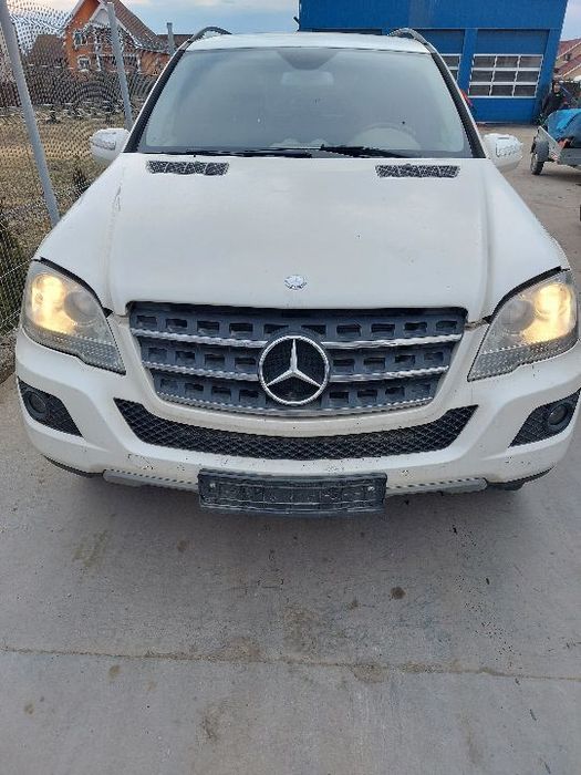 Dezmembram Mercedes ML W164 2009 2010 2011 2012 2013 350 CDI