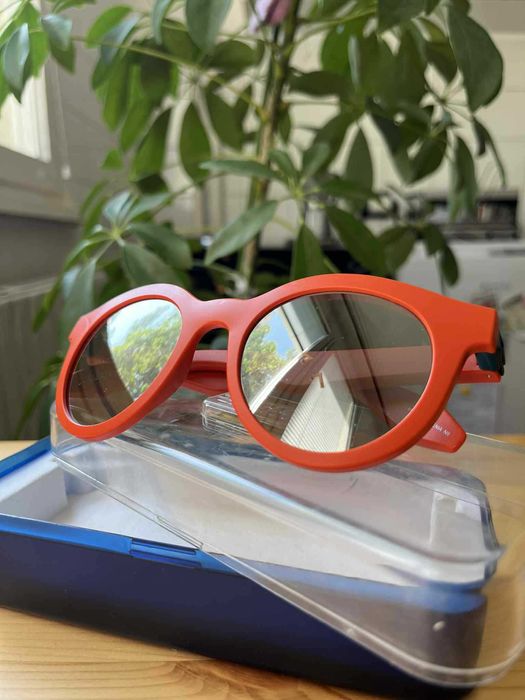 Слънчеви очила, Swatch the eyes