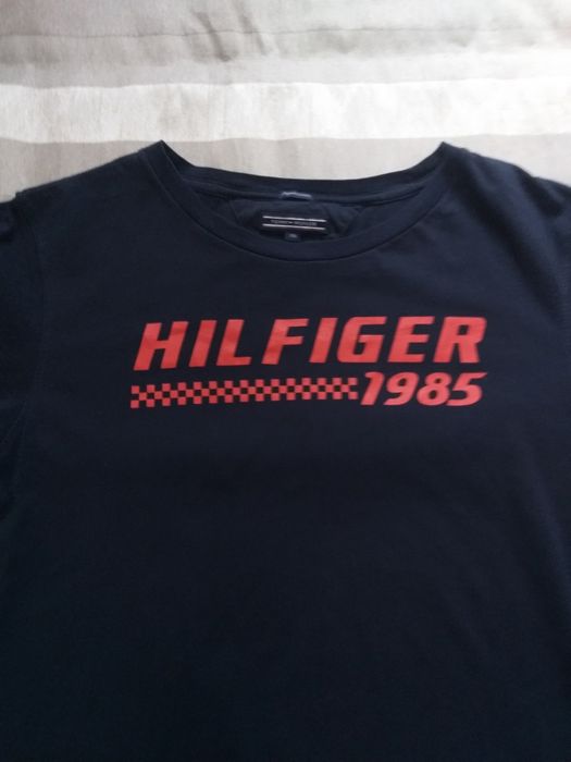 Tommy Hilfiger  - юношеска тениска 176см.