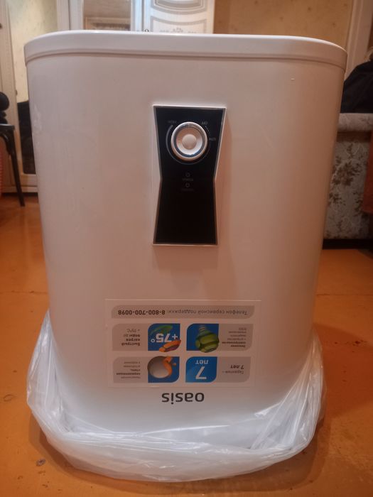 Продаётся плоский водонагреватель Oasis на 30л