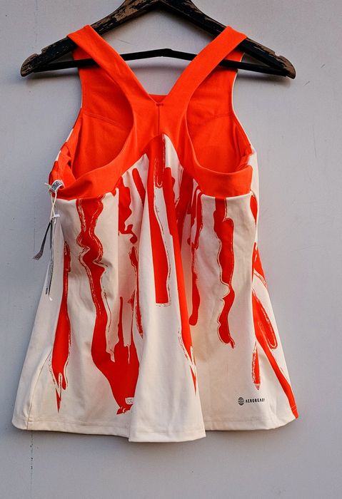 Adidas оригинален дамски топ Л/Хл размер