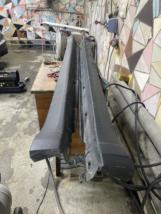 Продам обвес пороги