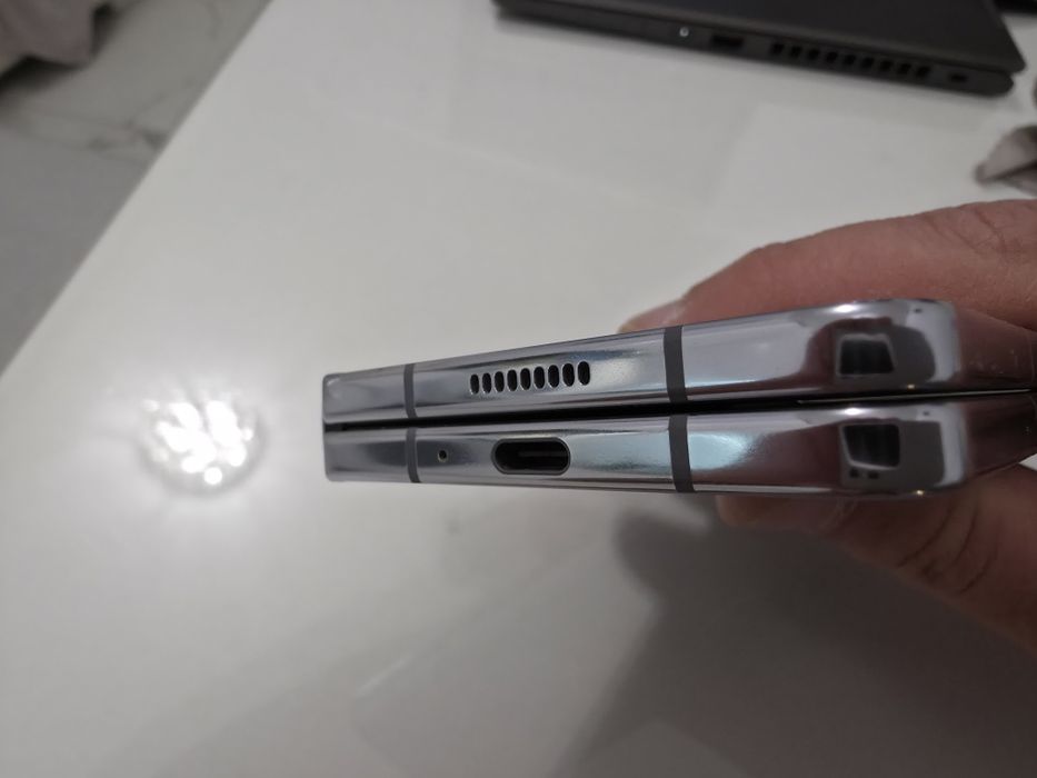 Samsung galaxy z fold 5 12/512