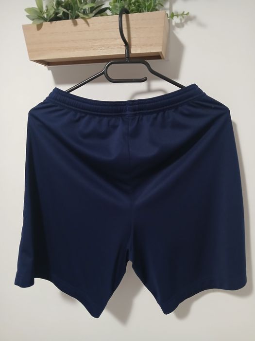Short Adidas bărbați marimea S  ORIGINALI ,material silon.