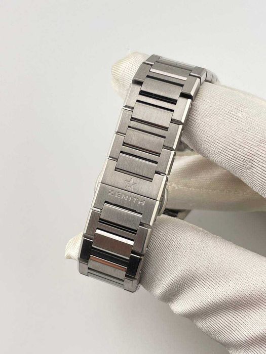 Часы Зенит Defy Classic