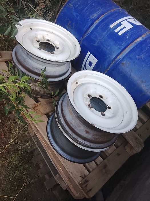 Продам диски от УАЗ