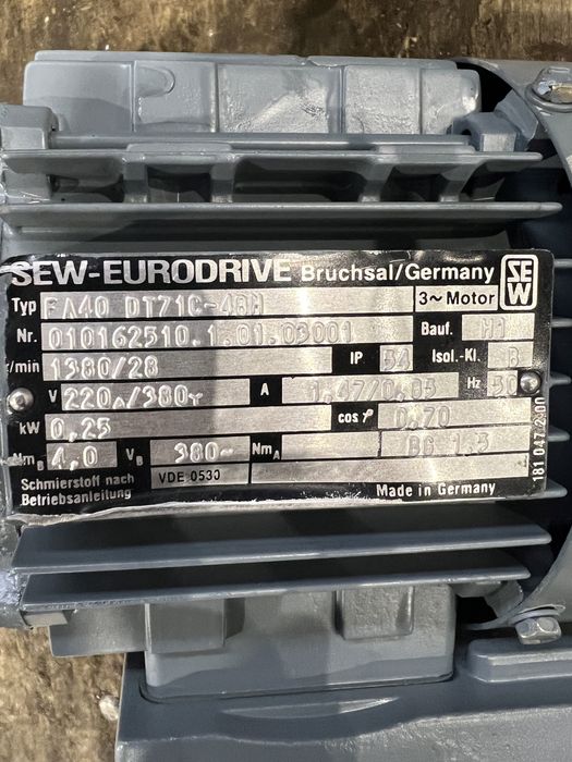 Мотор-редуктор SEW Eurodrive