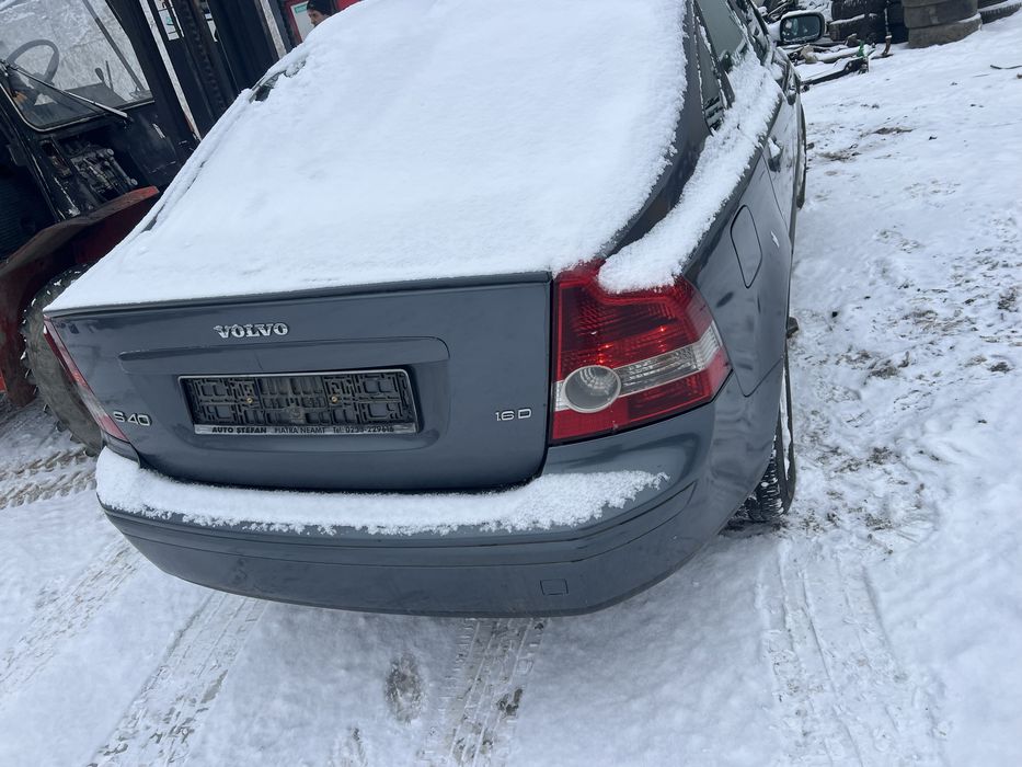 Bara fata! Capota motor faruri volvo s40 bara spate fab 2006