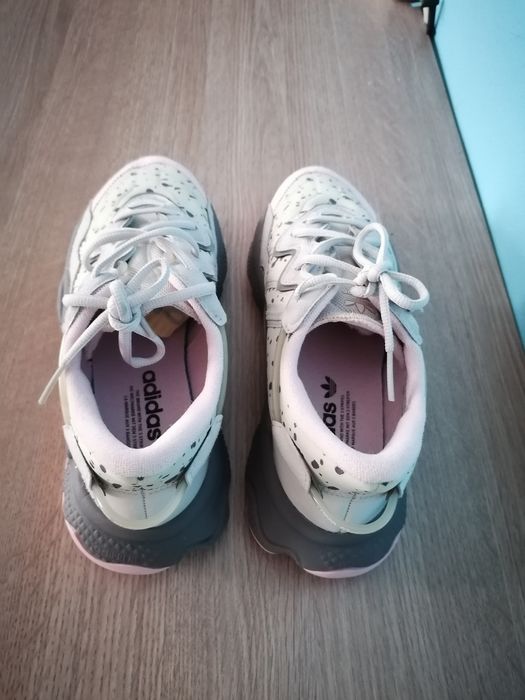 Adidas OZWEEGO W FX6104 gri