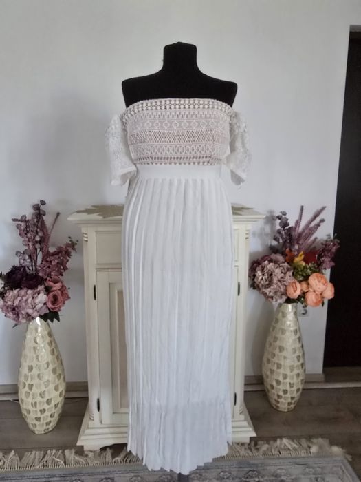 Rochie maxi cu broderie, maneci brodate ,plisata, feminina ,