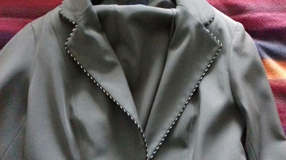 costum dama sacou+pantaloni marime 38